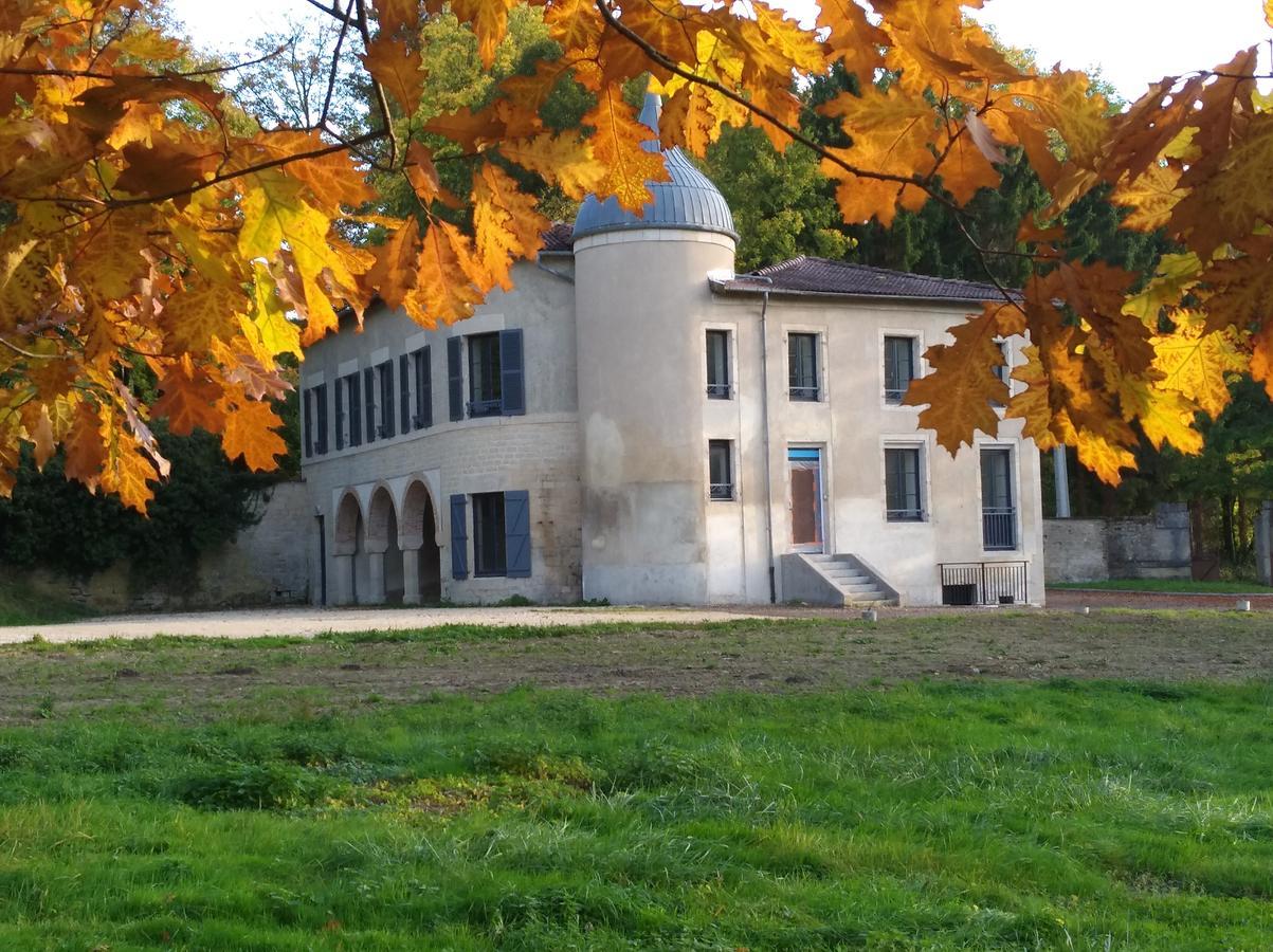 Lodge Hotel De Sommedieue Verdun Exteriér fotografie